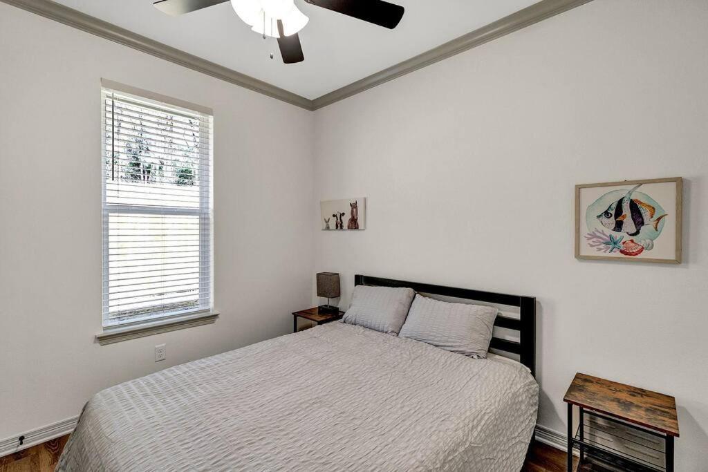 Alamo Luxury Living Up To 11 Villa Tyler Bagian luar foto